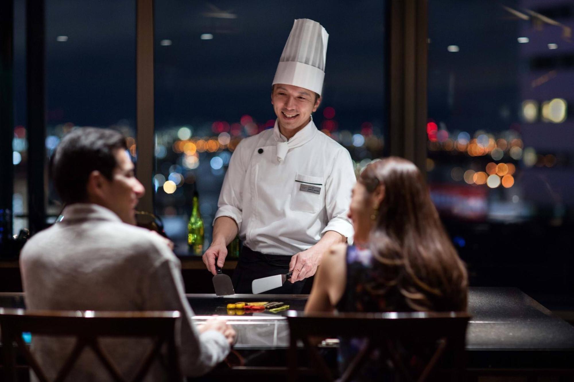 Courtyard By Marriott Shin-Osaka Station Hotel Екстериор снимка