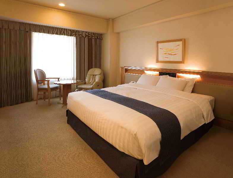 Courtyard By Marriott Shin-Osaka Station Hotel Стая снимка A room at the hotel